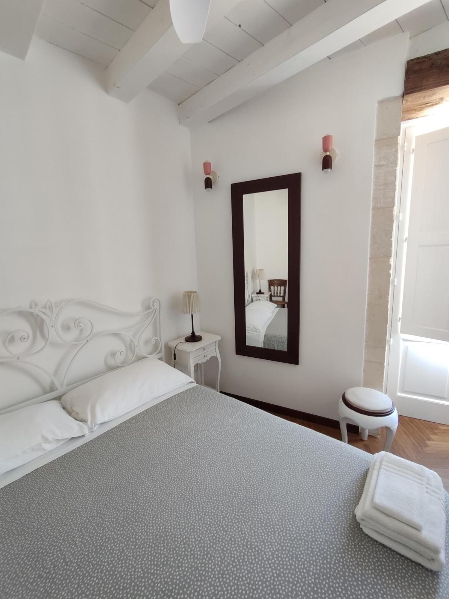 La Via Della Giudecca Bed & Breakfast Syracuse Exterior photo